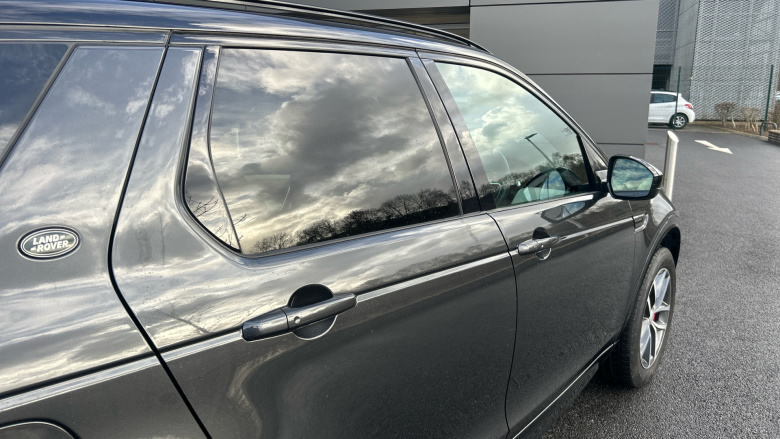 Land Rover Discovery Sport 2.0 D200 Dynamic SE 5dr Auto [7 Seat] Diesel Station Wagon